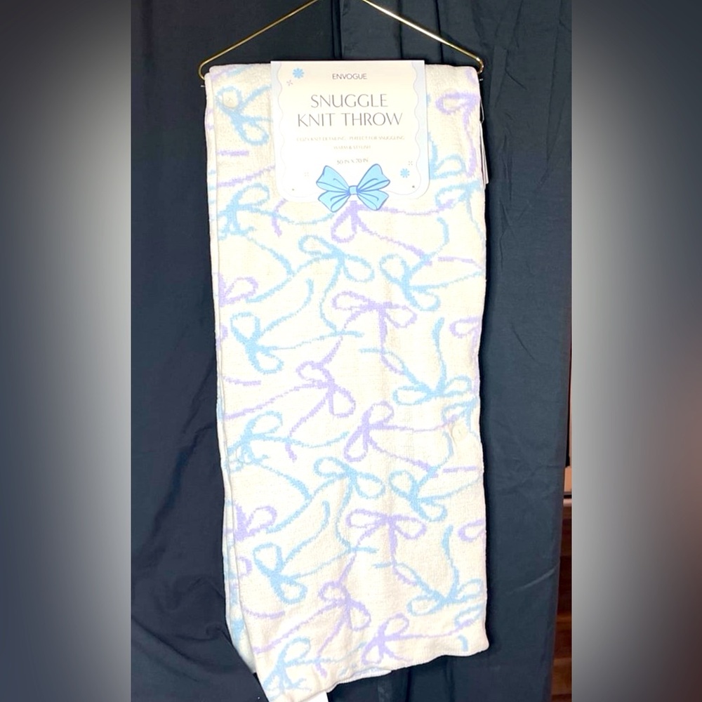 EnVogue Bow blanket